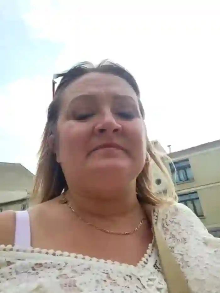 lady_charlyne