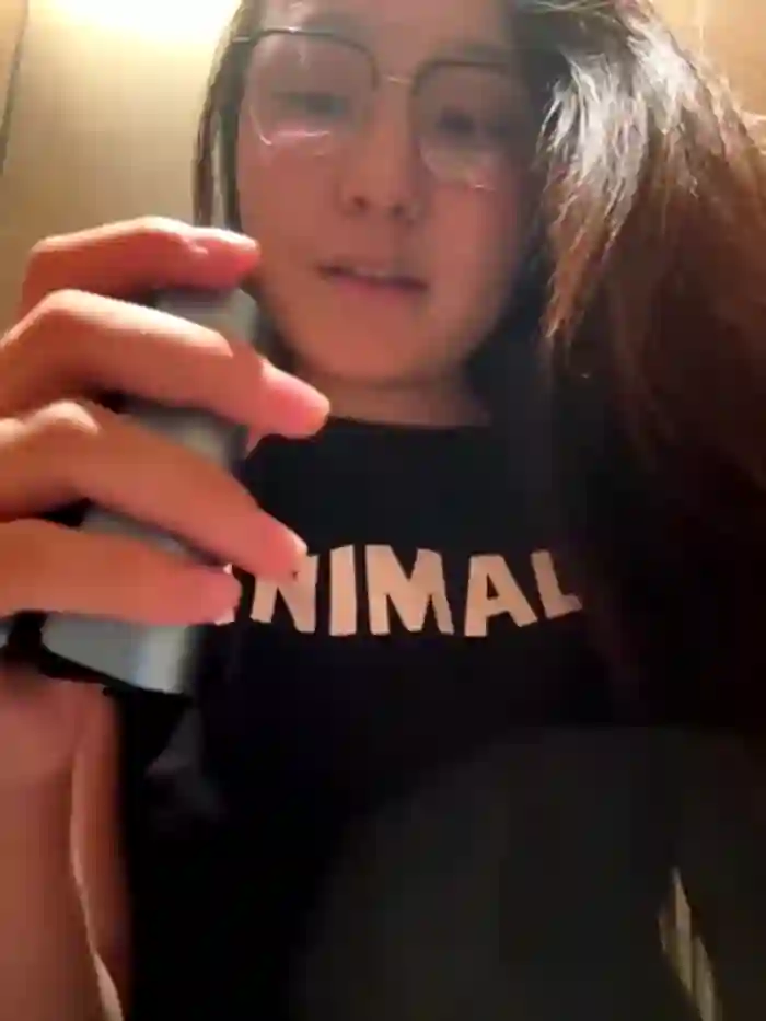 KissMeEva