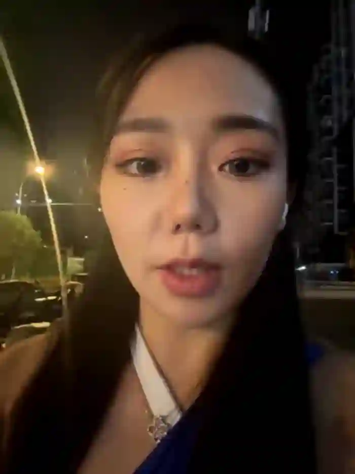 jiajia_L