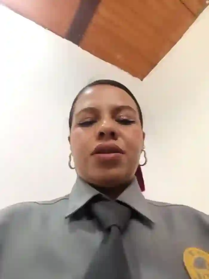 Ariana-07