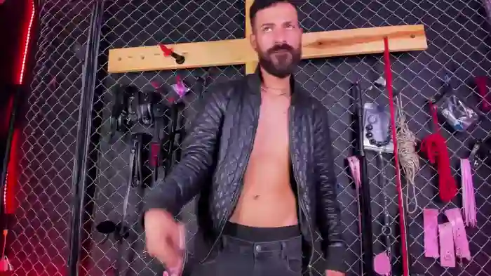 Warick_and_Aria_bdsm_