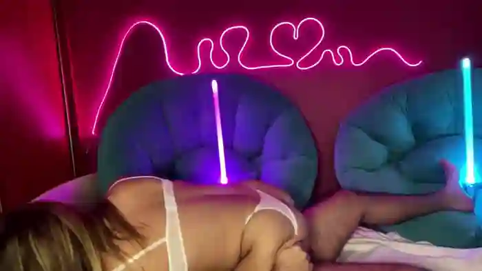 deeplookscouple