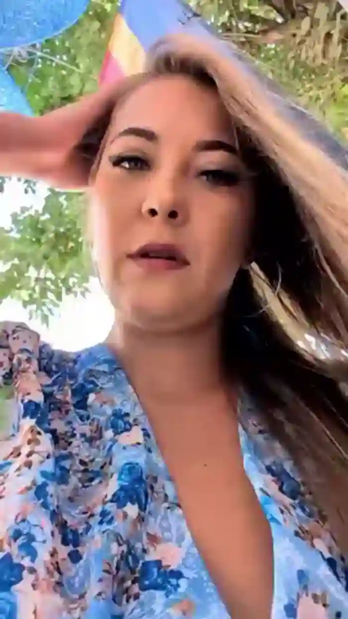 Risky_girl23