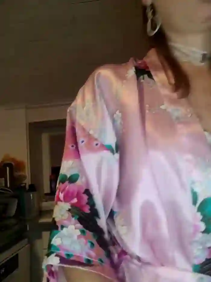 XLisaxx