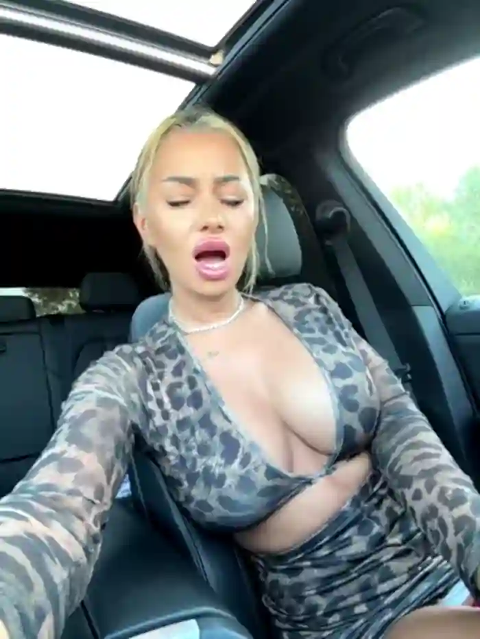 KirstieVegas