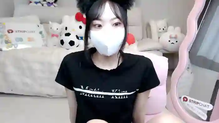 momo_room