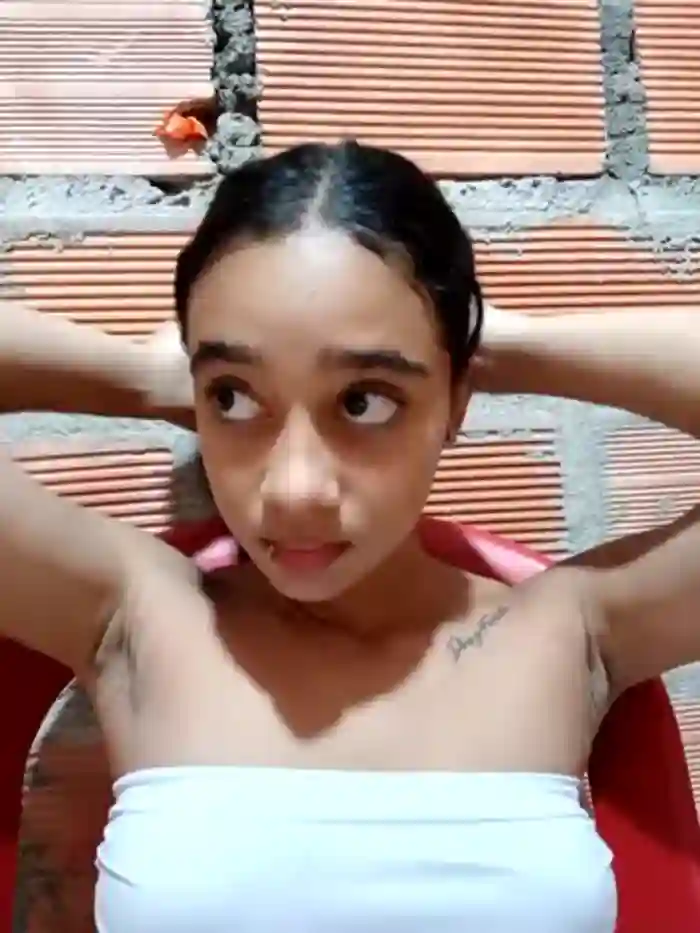 Zoe_Sweett18
