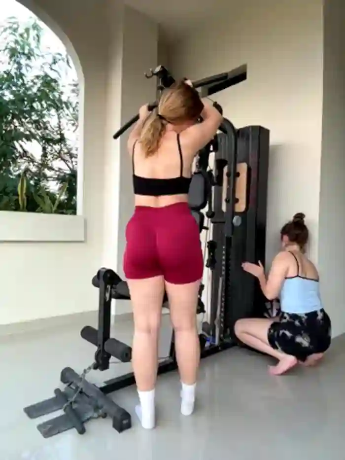 Nura_n_Sarah