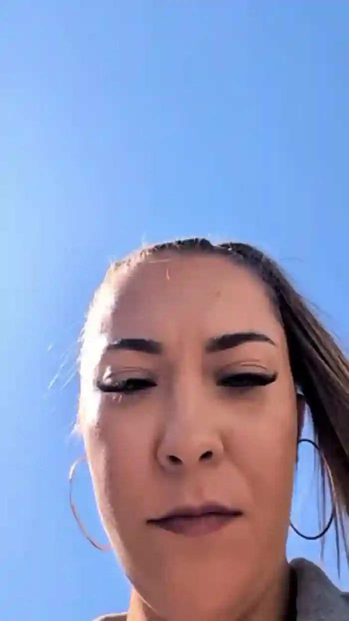 Risky_girl23
