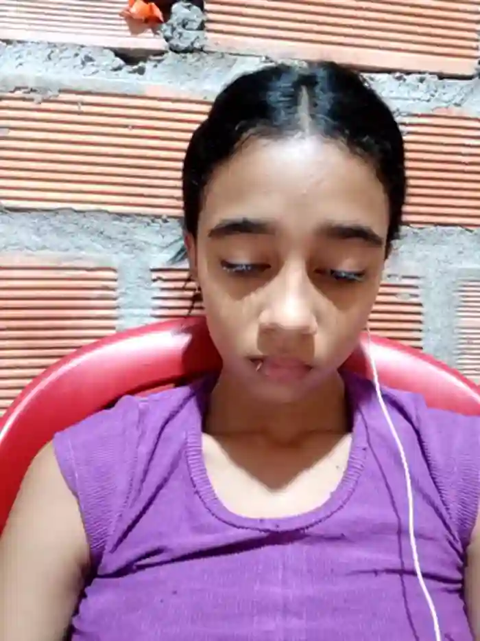 Zoe_Sweett18