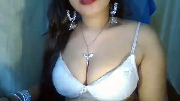 Yashika_Love1