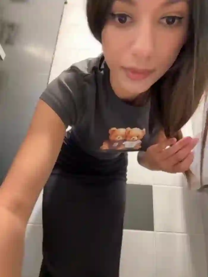 _MiaQueen_