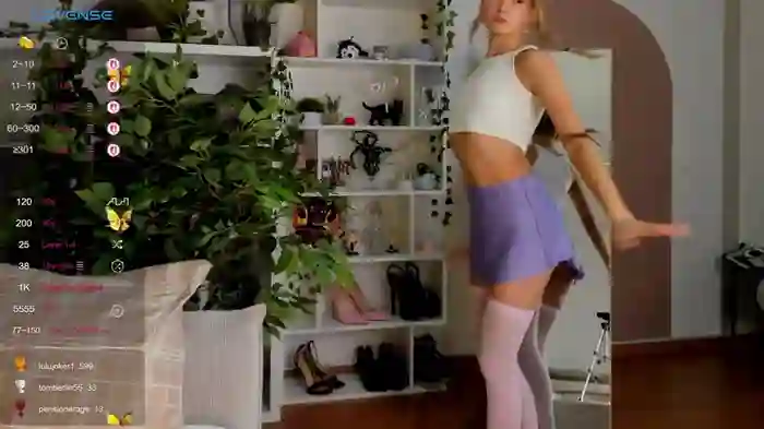 Kara_smalltits
