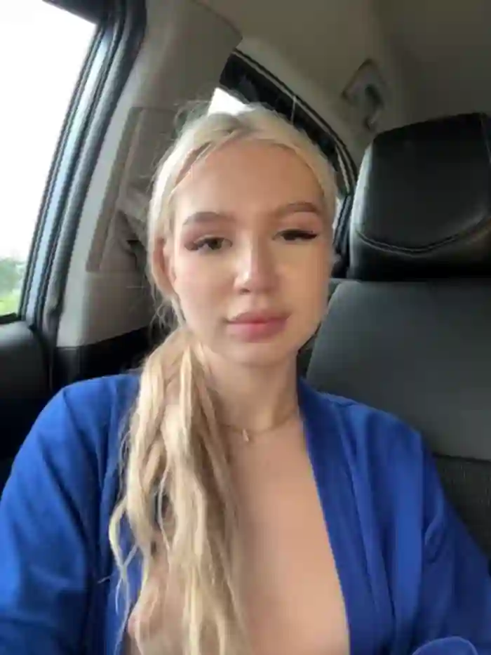 Kiss_Avrora_