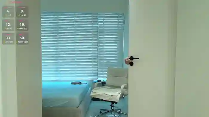 Naomi_52