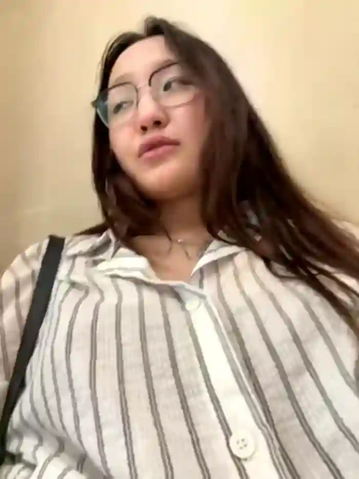 KissMeEva