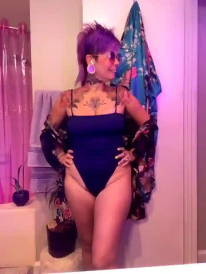 Eva_Monroe-