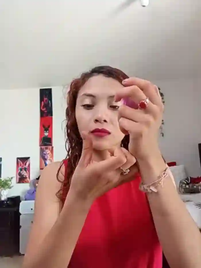 Dama_Scarlata18