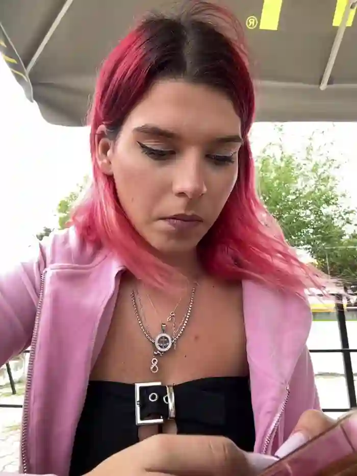 RiriRoseey