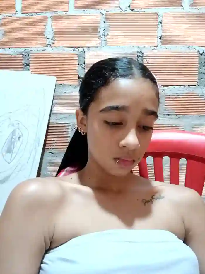 Zoe_Sweett18