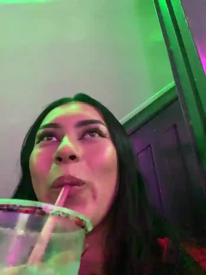emily_22x