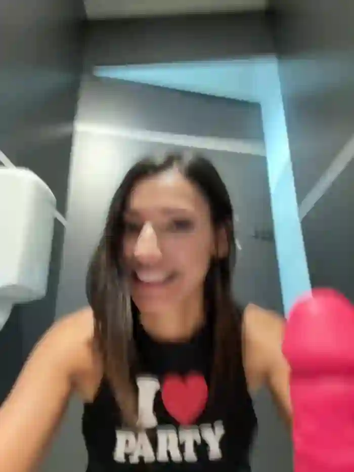 _MiaQueen_