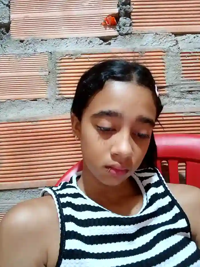 Zoe_Sweett18