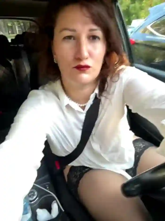 ZhenjaPoledance