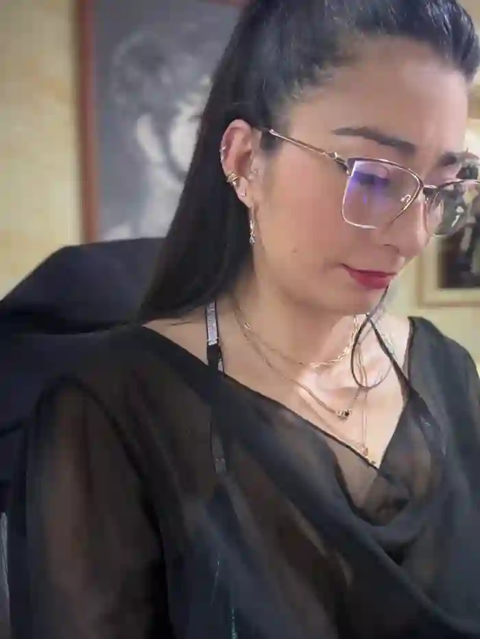 _Bella-Office1