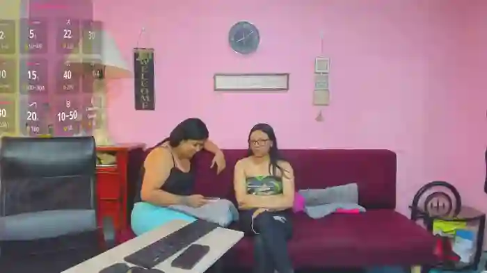 lesbiancuple