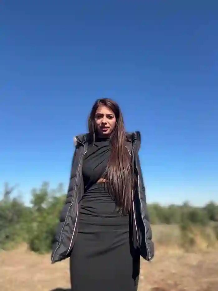 LaraVegas_