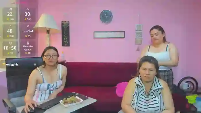 lesbiancuple