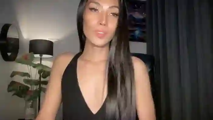 Belle_Sinclair