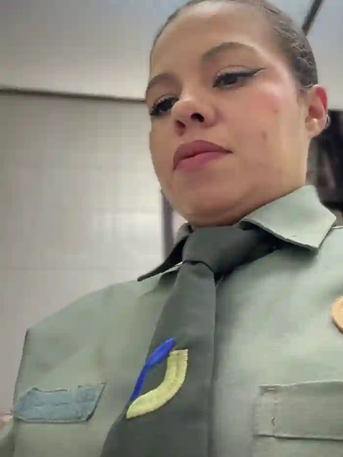 Ariana-07