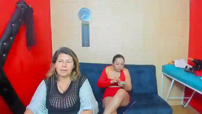lesbiancuple