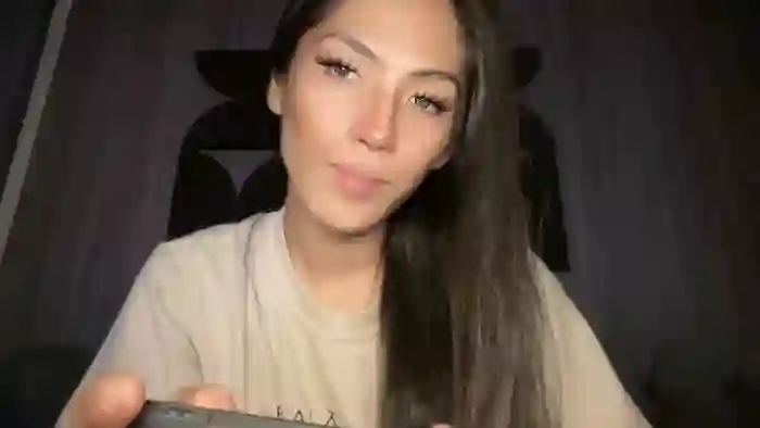 Belle_Sinclair