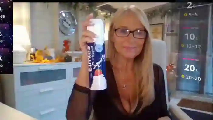 CurvyDanishGoddessXX