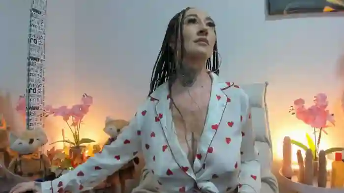 Rayanablackandwhite