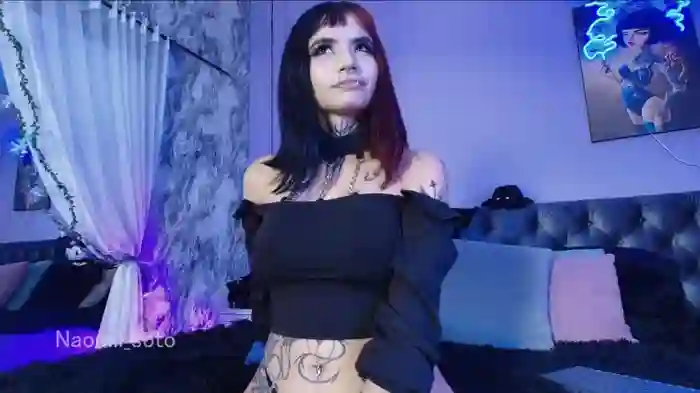 Naomii_Soto