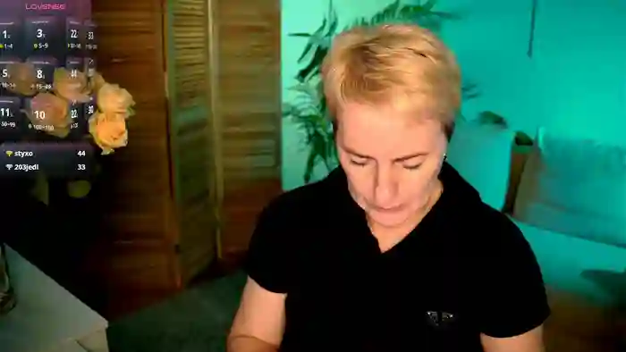 Nika_Smit