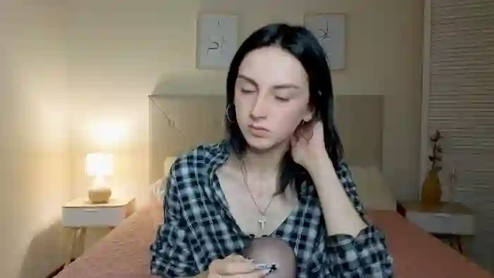 Little_moly999