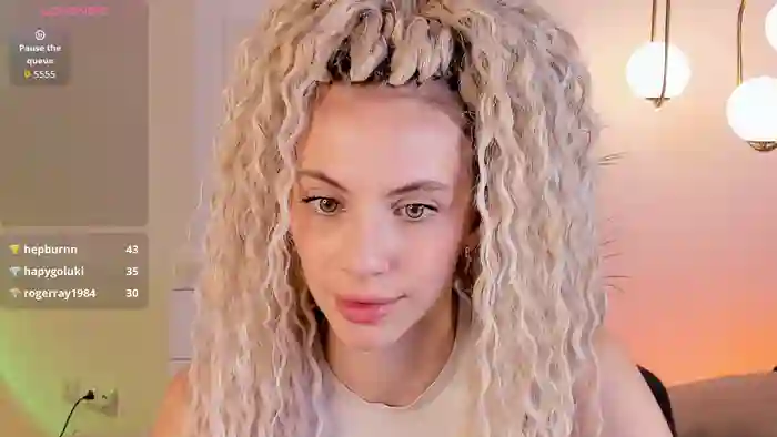 mia_silkk