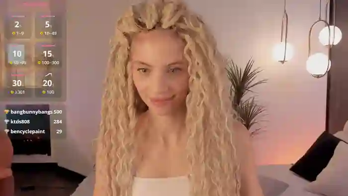 mia_silkk