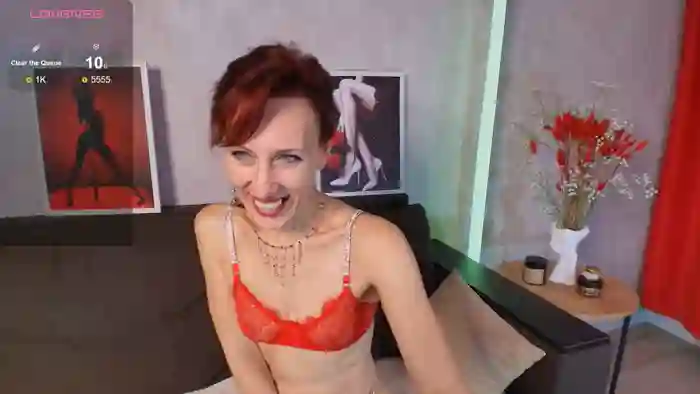 Scarlett_Snakee