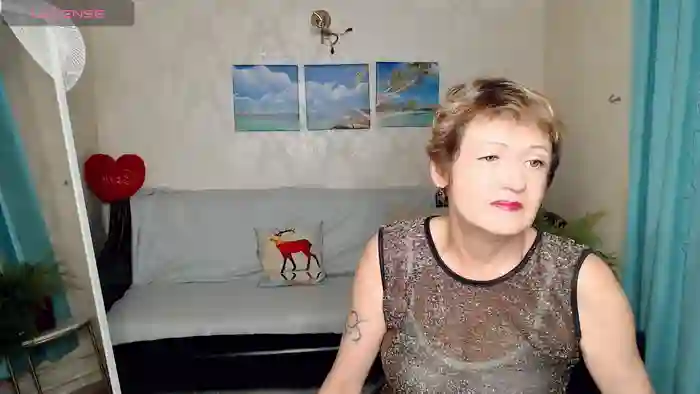 SexyGrandma_