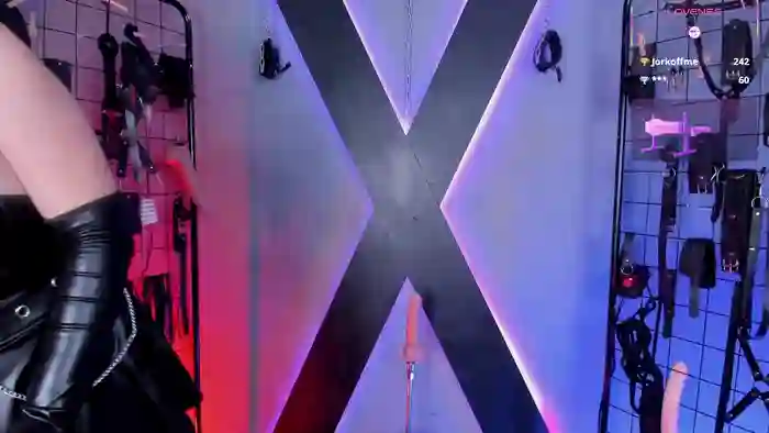 MissKara_Ariana_bdsm