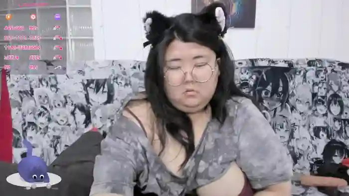 Nadine_asian