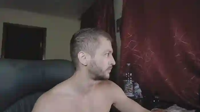 333Alone_in_theDark777