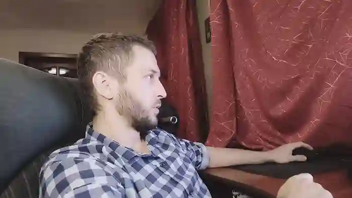 333Alone_in_theDark777