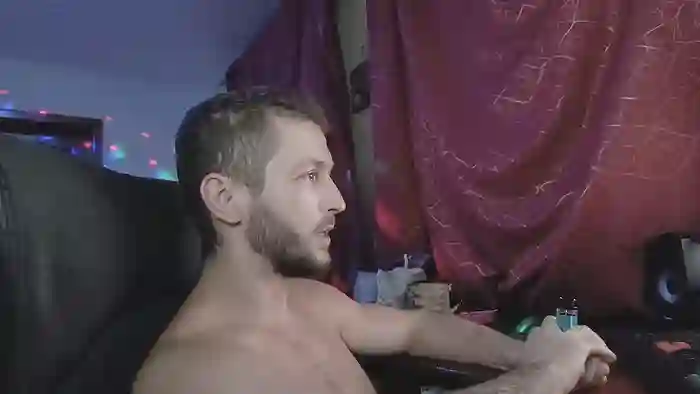 333Alone_in_theDark777